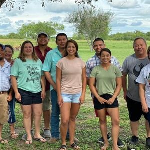 Meet your Posher, Cassie roger